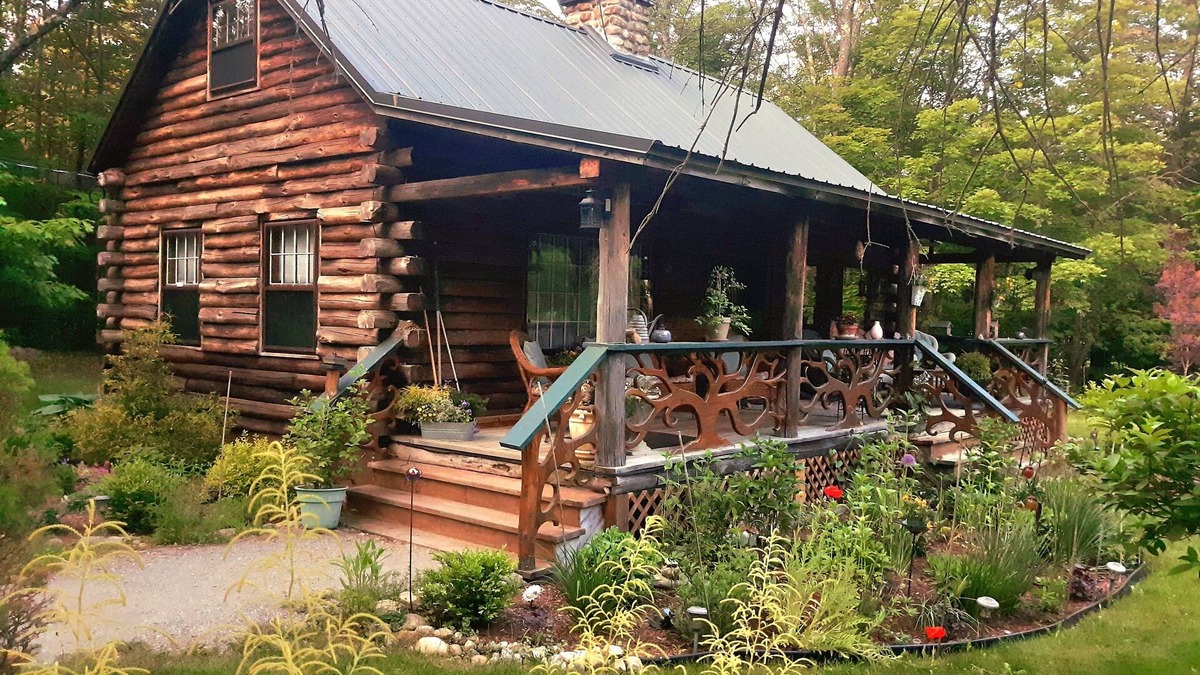 Bradford Cabin | Lovely Log Cabin Retreat: Cozy Fireplace, Beautiful Gardens & Nature