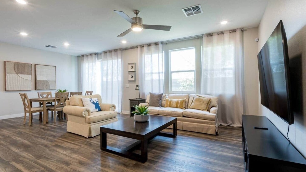 Arden House | Lovely Lux 4 Bedroom Vegas Home