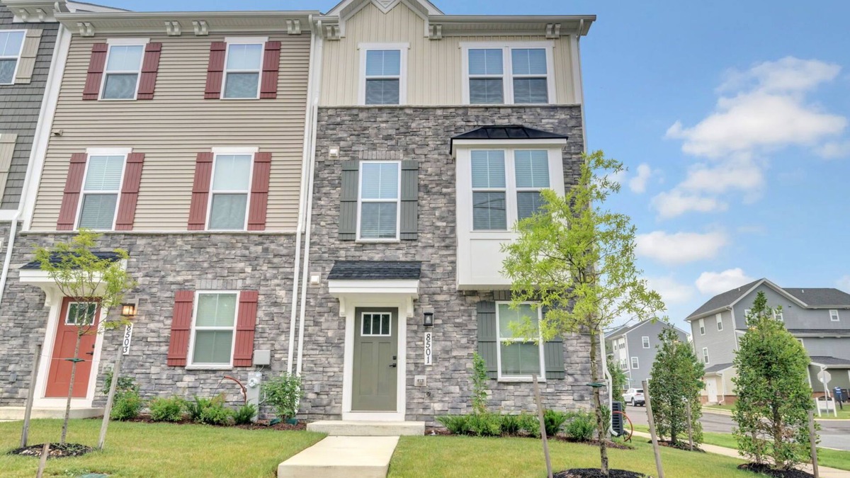 Glenarden House | Lovely, newly-built, 3-bedroom townhome with an office & 2-car garage in Lanham