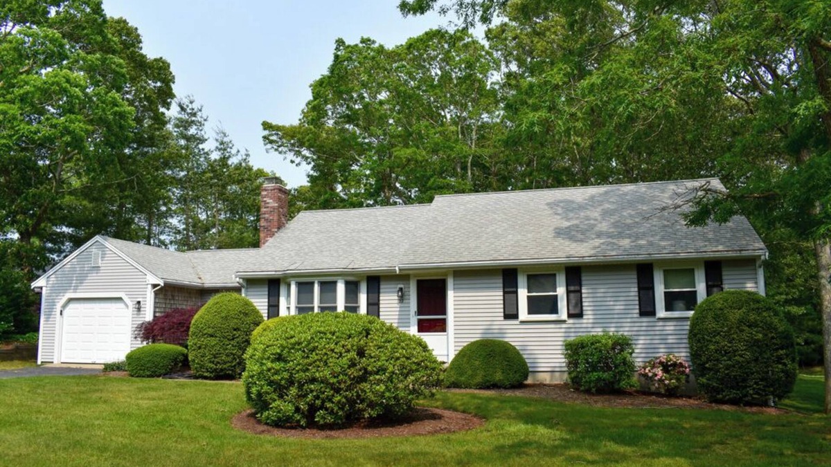East Dennis House | Lovely north side home, only a short drive to Corporation Beach.