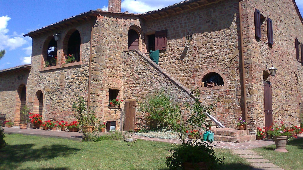 Montaione Apartment | Lovely old farmhouse (1653) in the heart of Tuscany, panoramic view, for 2-4 p.