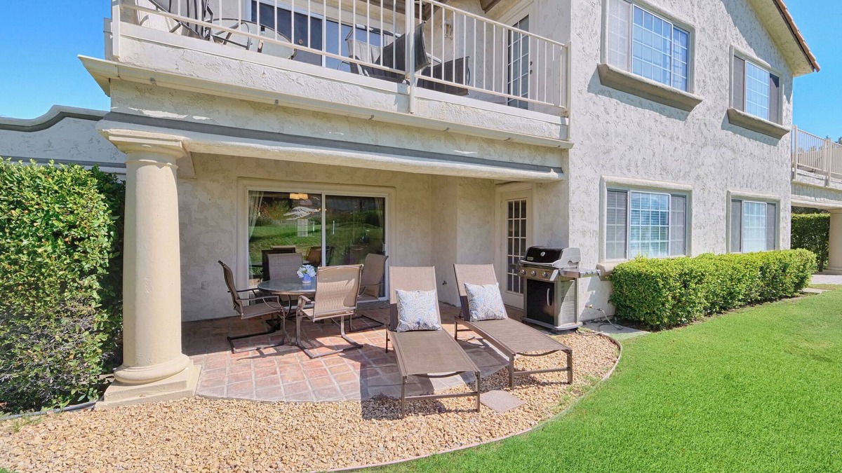 Palm Desert Condo | Lovely Palm Desert Charmer