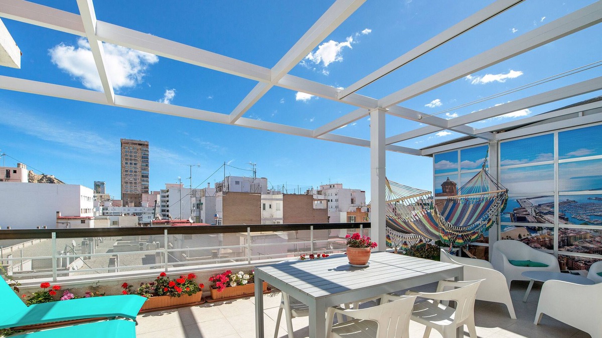 Ensanche Diputacion Apartment | Lovely Penthouse In Alicante City Centre