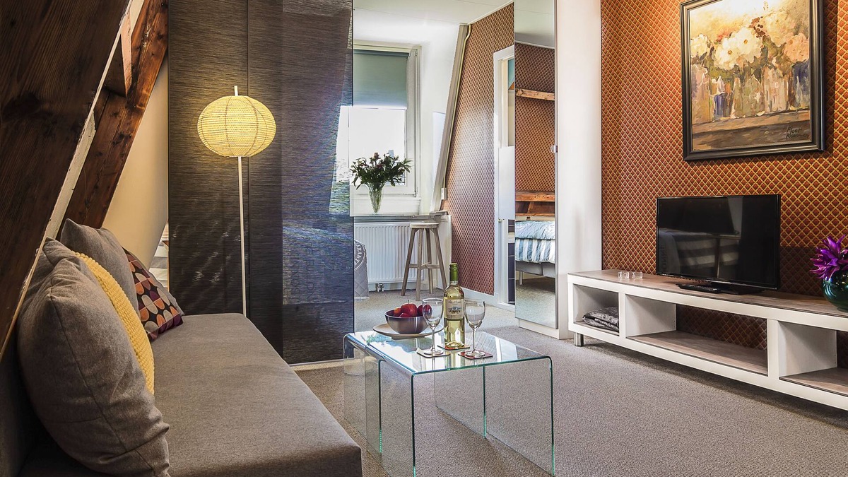 Schinkelbuurt Apartment | Lovely place at Vondelpark in Amsterdam! (max 4 people!)
