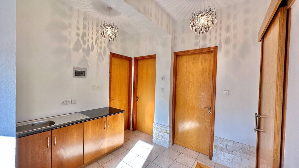Pyla House | Lovely Pool Villa in Pylann