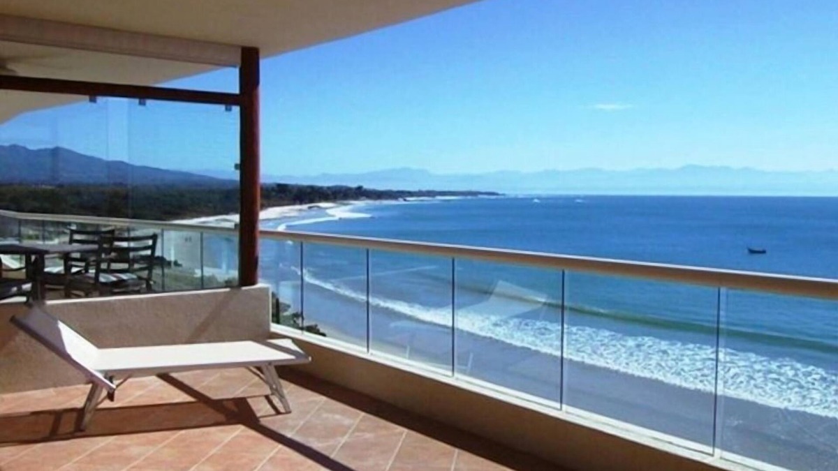 Emiliano Zapata Condo | Lovely Punta Mita 1 bedroom condo. Right on the Beach! Great Surfing, Safe Place