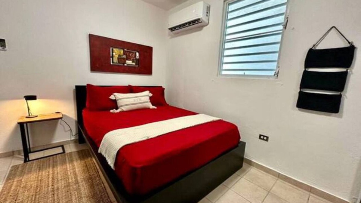 Sabana Llana Norte Apartment | Lovely Queen Apt W/Parking & Wi-Fi Sleeps 2