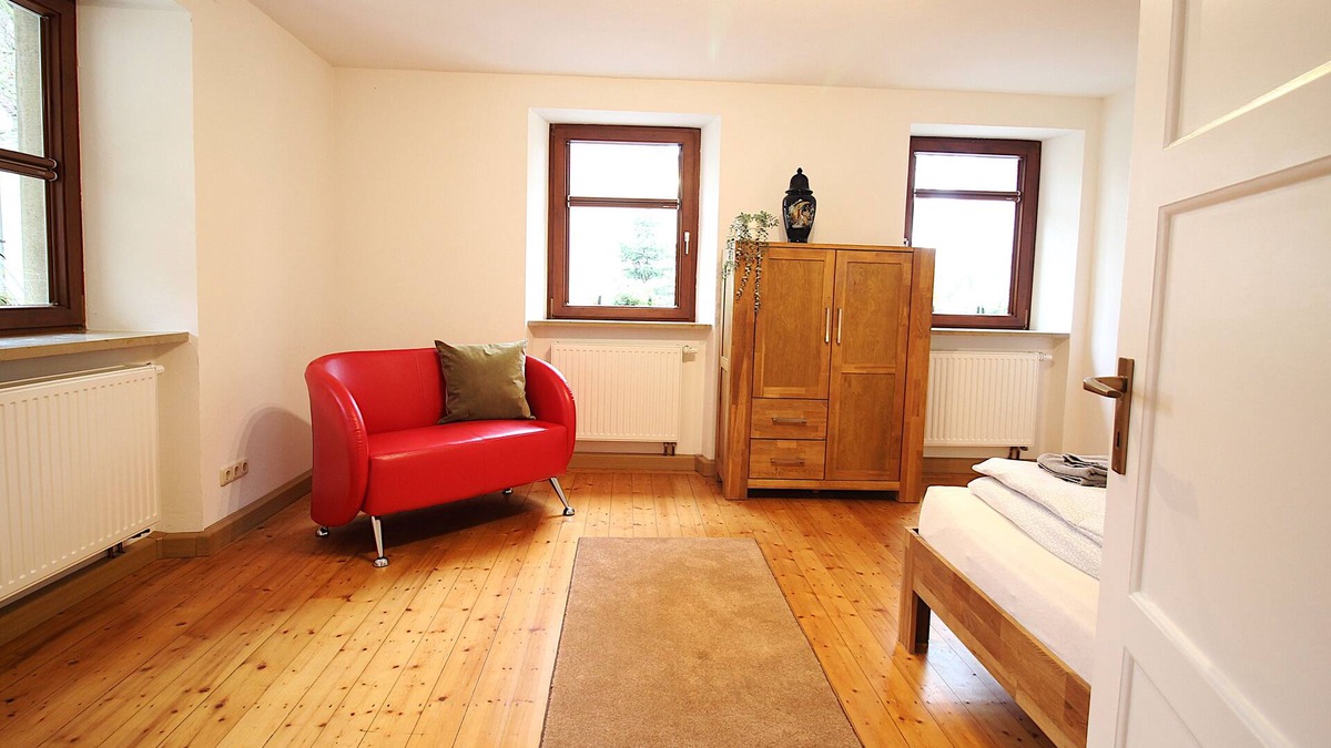 Ochsenfurt Apartment | Lovely & Quiet Holidayflat - Erlach, Ochsenfurt(3)
