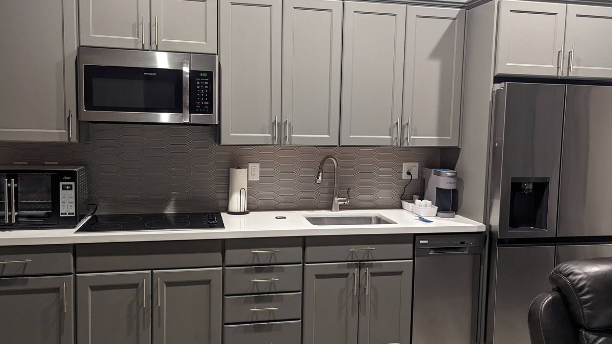 Spanish Springs House | Lovely quiet private guest house 20 min from Reno located in Sparks