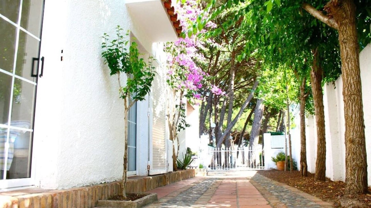 Cambrils House | Lovely seafront villa