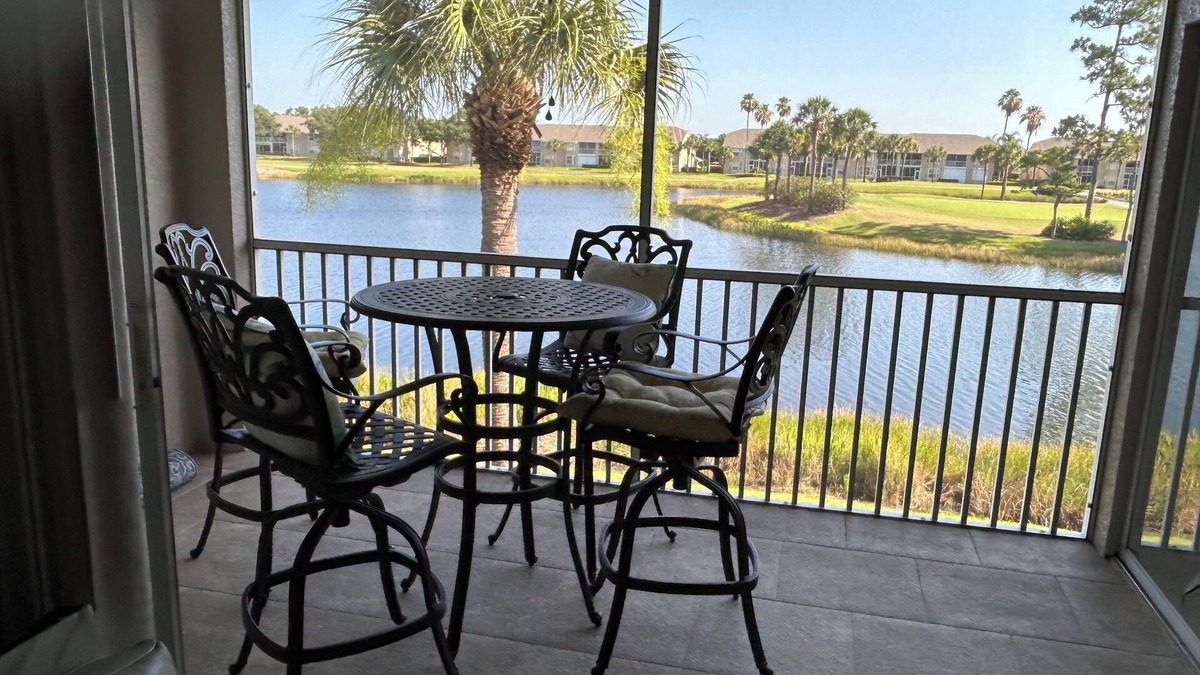 Heritage Palms Condo | Lovely second floor 2 bedroom condo at Heritage Palms Golf and Tennis Club