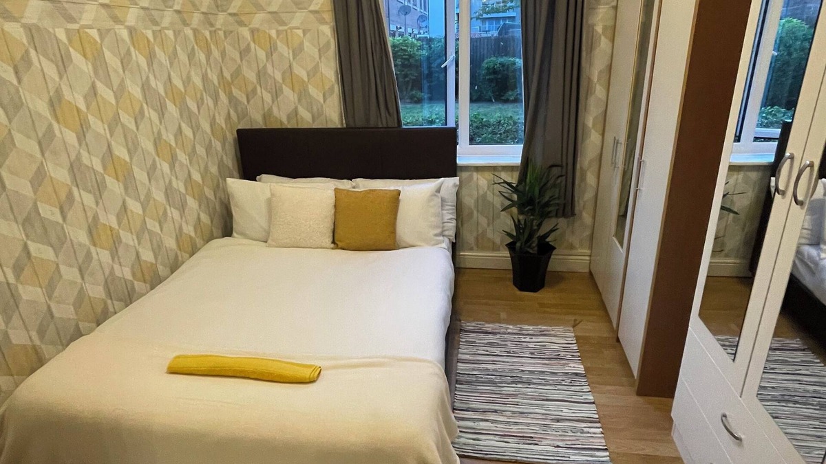 Deptford Apartment | Lovely & Spacious Flat @Creekside Deptford