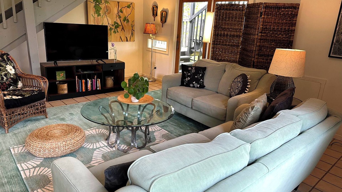 Keene House | Lovely spacious home in the country - Work Remotely