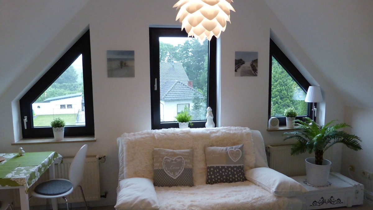 Grafschaft Apartment | Lovely studio - between Bonn & Ahrweiler - close to red vineyards & Rhine