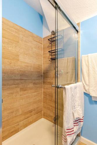 Oakland Apartment | Lovely studio queen In Oakland Zoo Area