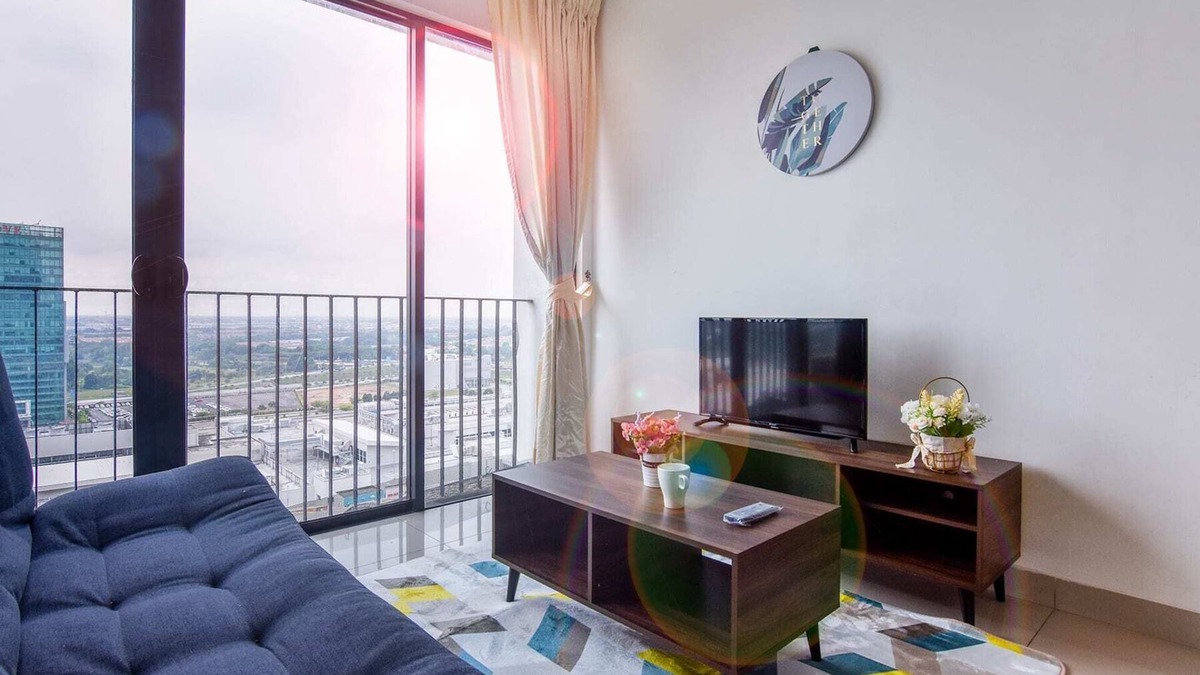 Shah Alam Apartment | Lovely Studio Trefoil Near Setia City Mall & SCCC