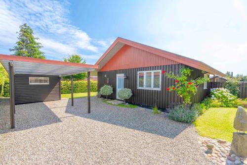 Haarby House | Lovely Summer House In Haarby By Helnæs Bay