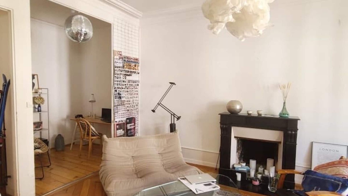 Maison-Royale Apartment | Lovely Sun-kissed Apartment by the Lake