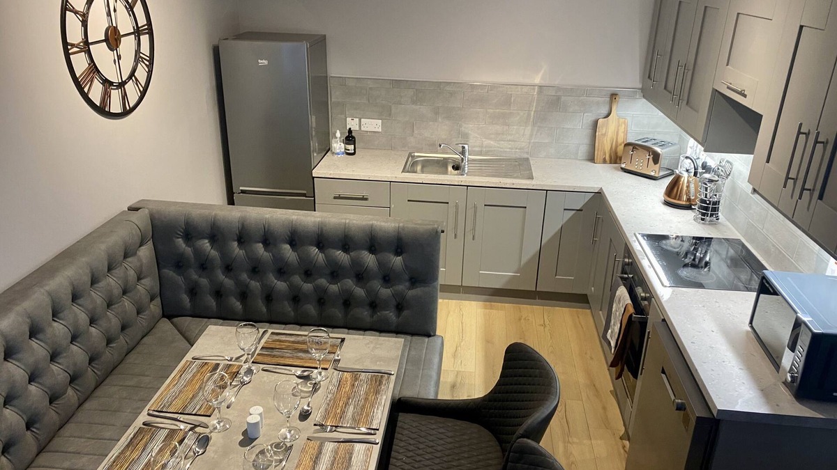 Strabane Apartment | Lovely three-bedroom apartment in Strabane.
