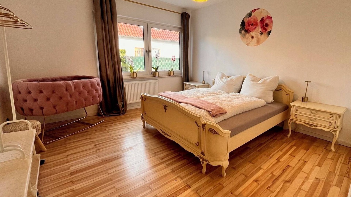 Frickenfelden Apartment | Lovely vacation home (140sqm) with terrace