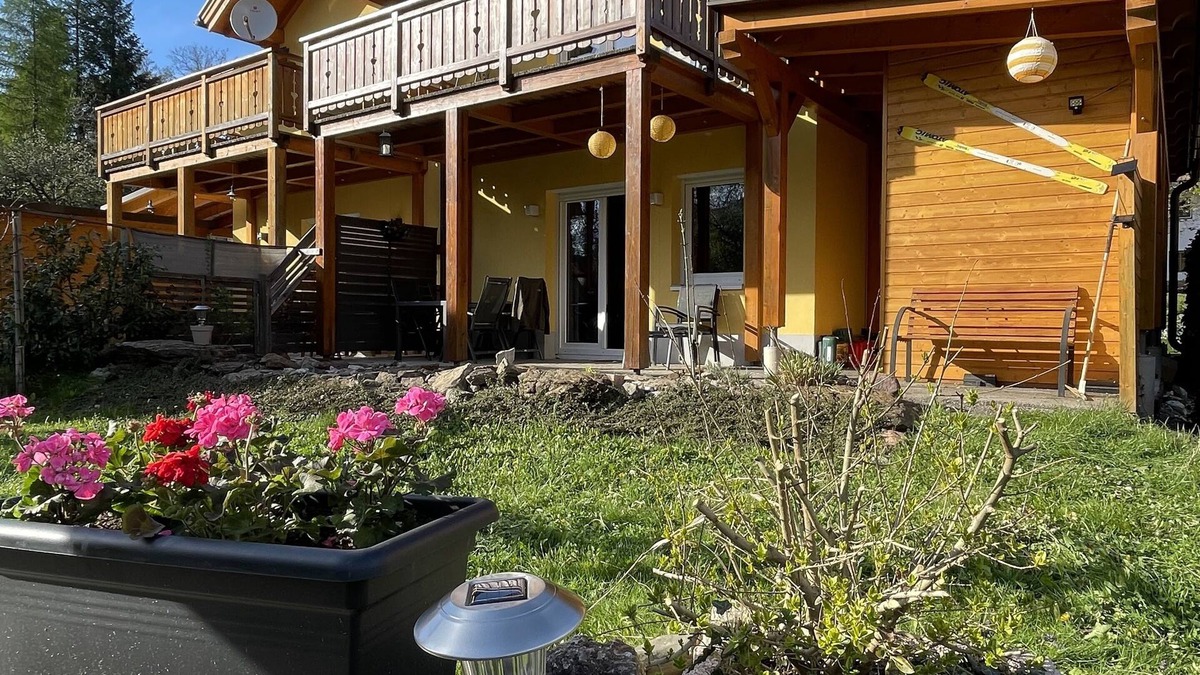 Arnoldstein House | Lovely vacation home near slopes with sauna + table tennis table.