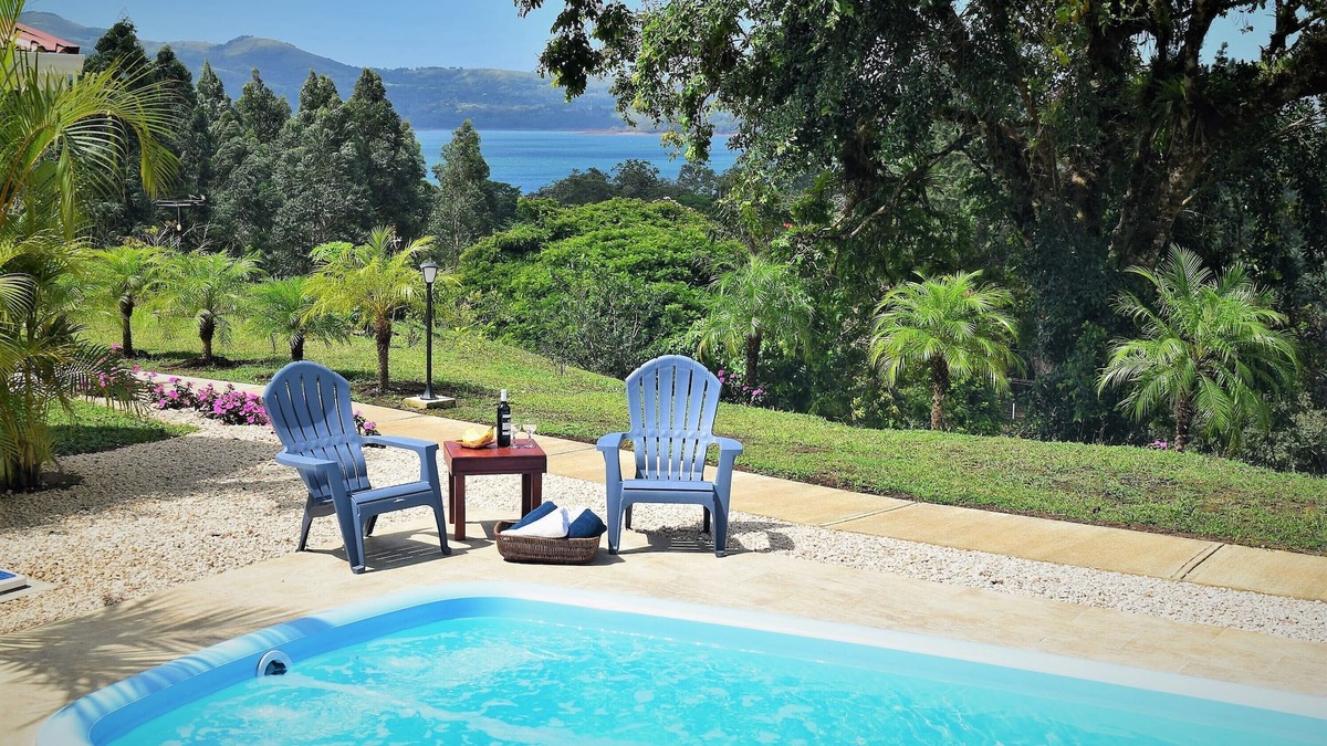 Arenal House | Lovely Villa in LakeGardens Beautiful Lake Views in between Two Active Volcanoes