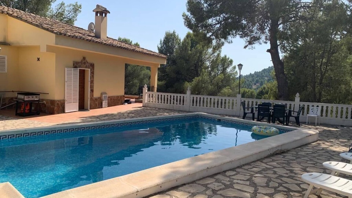 Olocau House | Lovely Villa With Beautiful Views, Private Pool, 4 Double Bedrooms, 2 Bathrooms