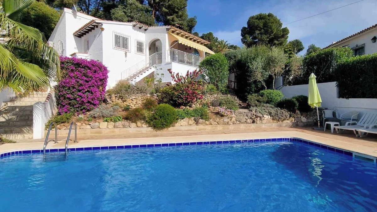 Paichi Villa | Lovely villa with private pool and fully enclosed garden. Sleeps 6. Moraira
