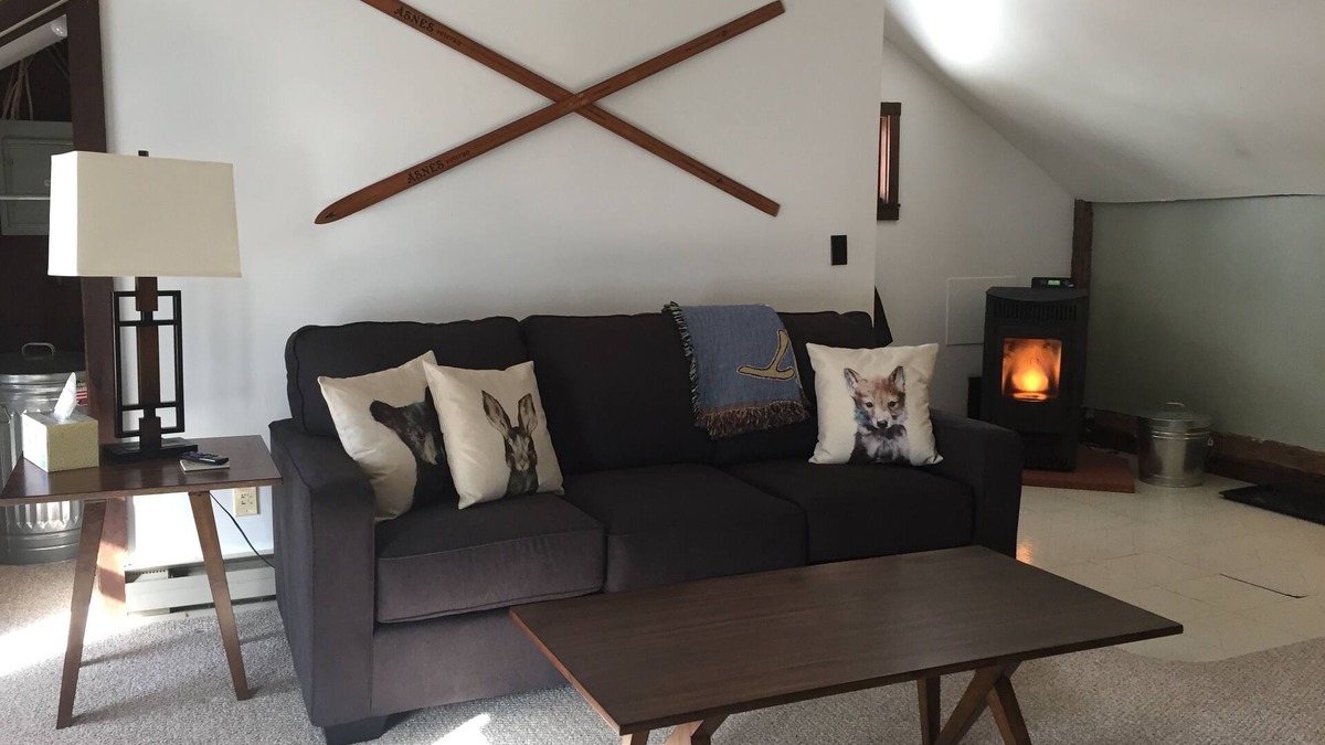 Richmond Apartment | Lovely Village Barn Apartment