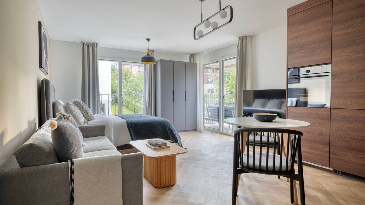 Wiedikon Apartment | Lovely Wiedikon Studio w/Storage & W/D, nr Transport, by Blueground