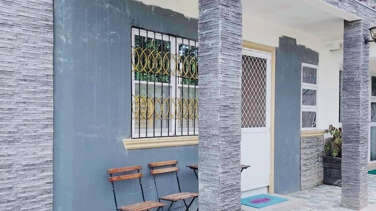 Daet Apartment | LoveNest- cozy place with swimming pool,12 min to the beach close to everything.