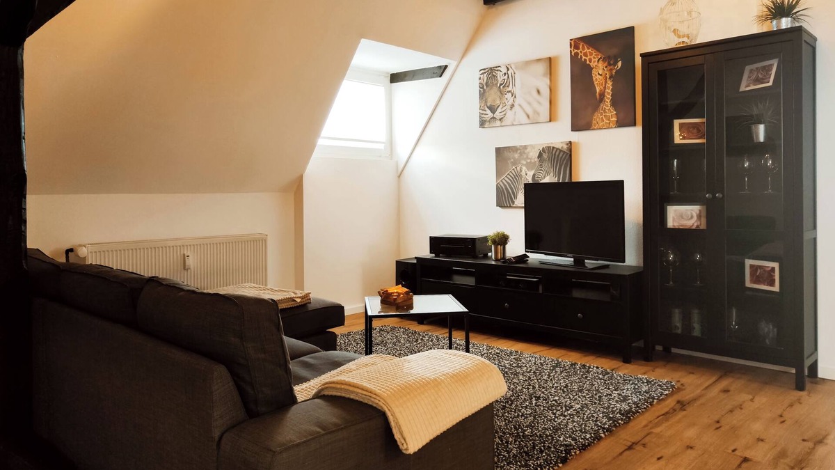 Heinsberg Apartment | Lovingly converted 90 sqm attic apartment. Experience idyllic Selfkant.