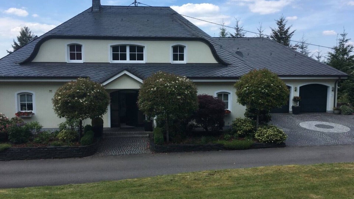 Zummeterhof Condo | Lovingly furnished 5* apartment (120sqm) - most beautiful natural landscape of Leiwen