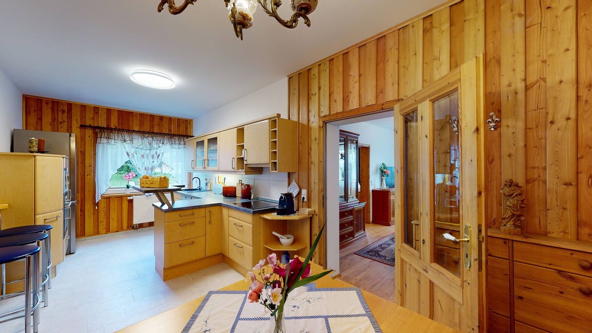 Sonneberg Apartment | Lovingly furnished apartment above the roofs of Sonneberg Thuringia near the observatory
