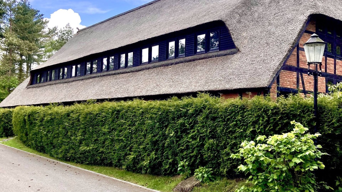 Sankt Dionys Apartment | Lovingly furnished apartment in the Heidehaus, pure nature - next to the golf course.