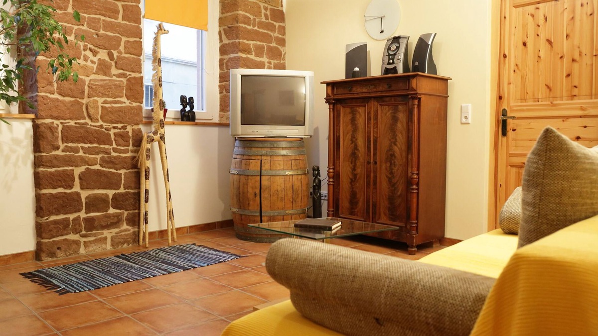 Neustadt an der Weinstrasse Apartment | Lovingly restored apartment in the middle of the city for 2 people.