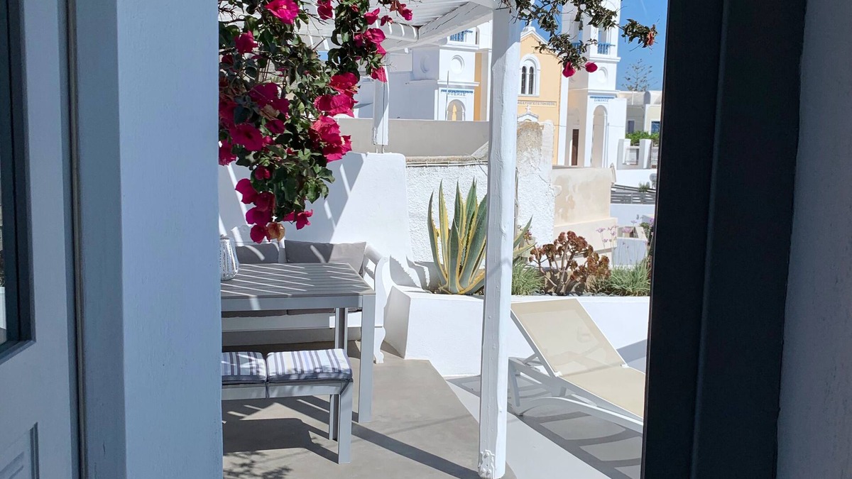 Megalochori House | Lovingly restored Traditional Village House "Eirini"