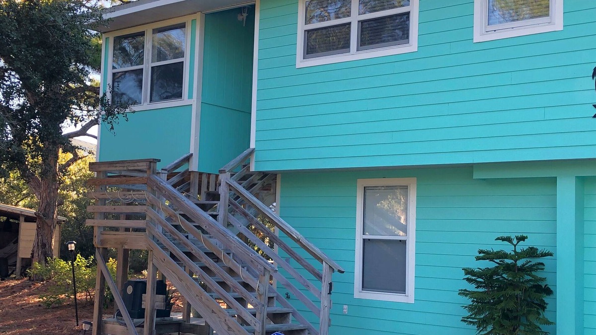 St. George Island Apartment | LOW INTRO RATE! Clean/adorable with lots of nice features! Next to beach path.