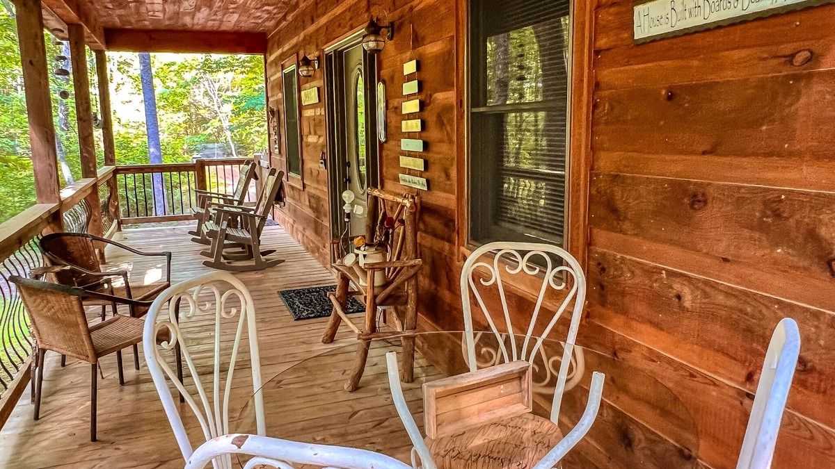 Warrensville Cabin | LOW SPRING RATES! River Phoenix - Creekside & Waterfall Wi-Fi & Pet Friendly!