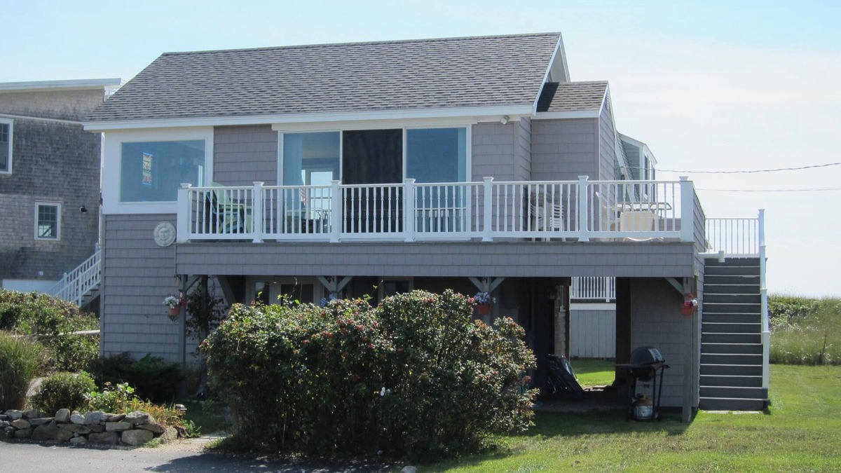 Biddeford Pool House | Low Tide: Oceanfront Bliss BOOK NOW FOR 2026
