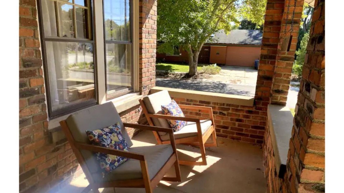 Bryant Pattengill East House | Lower Burns Park Craftsman, walk to the Big House