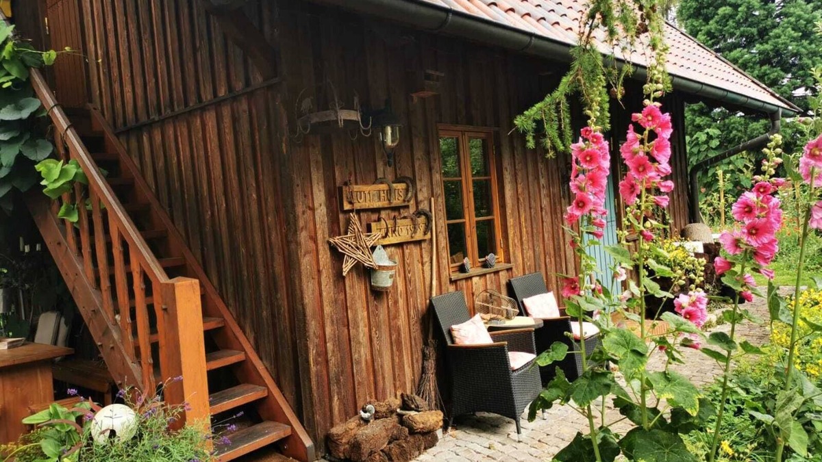 Kernstadt Lehrte House | Lower Saxony warehouse with a cozy country house atmosphere for up to 6 people