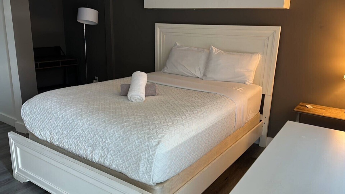 Wynwood Art District Condo | ✨Lower Wyn. Beautiful, chick, swanky in Wynwood