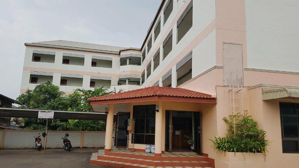 Sakon Nakhon Apartment | LP Mansion