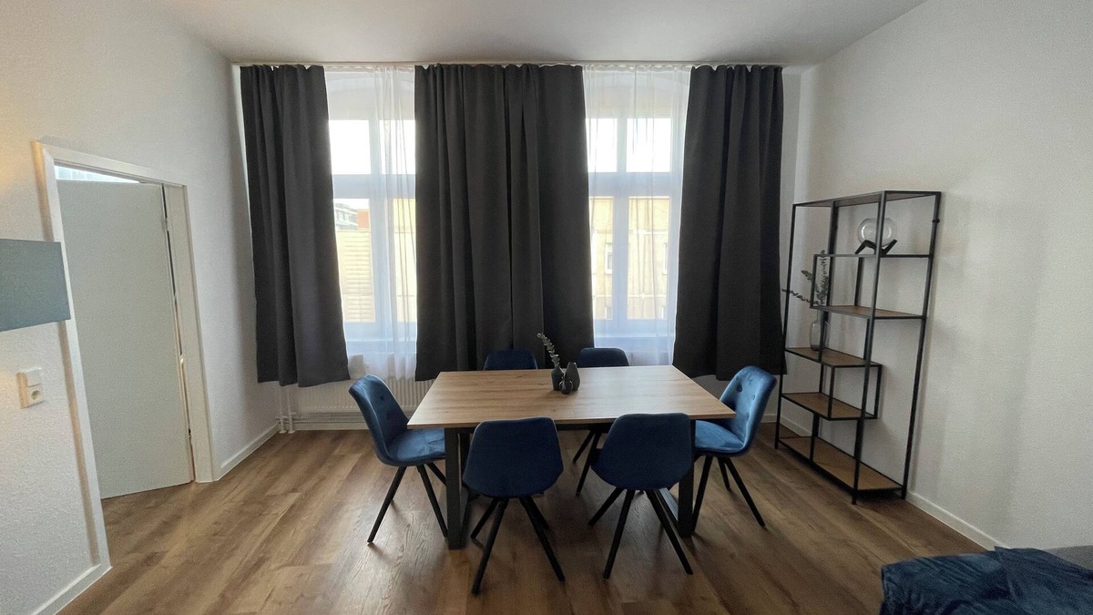 Rathausviertel Apartment | Ls10 Große, Helle, Voll Ausgestattete Wohnung in der Innenstadt