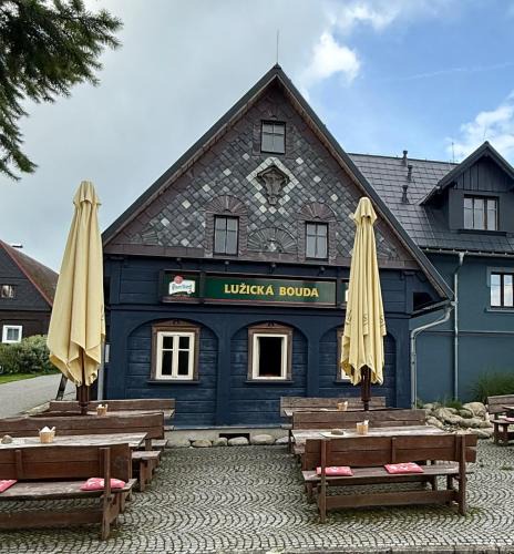 Marenice Hotel | Lužická bouda - penzion & hospůdka