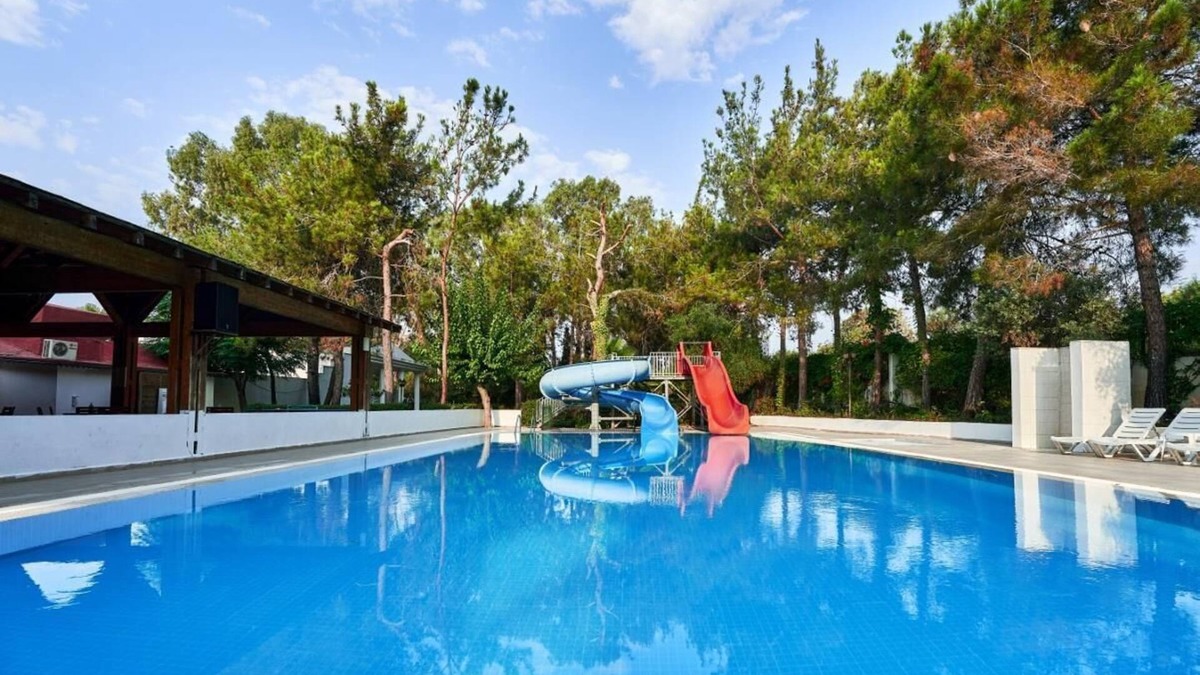 Titreyengol Hotel | Luca Beach Sorgun Hotel