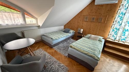Sarvar Apartment | Luca vendégház 2
