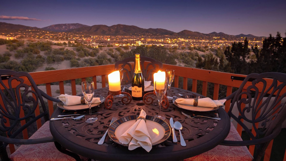Santa Fe House | Luces de la Ciudad | Sweeping Views of Santa Fe, Hot Tub + Pet Friendly!