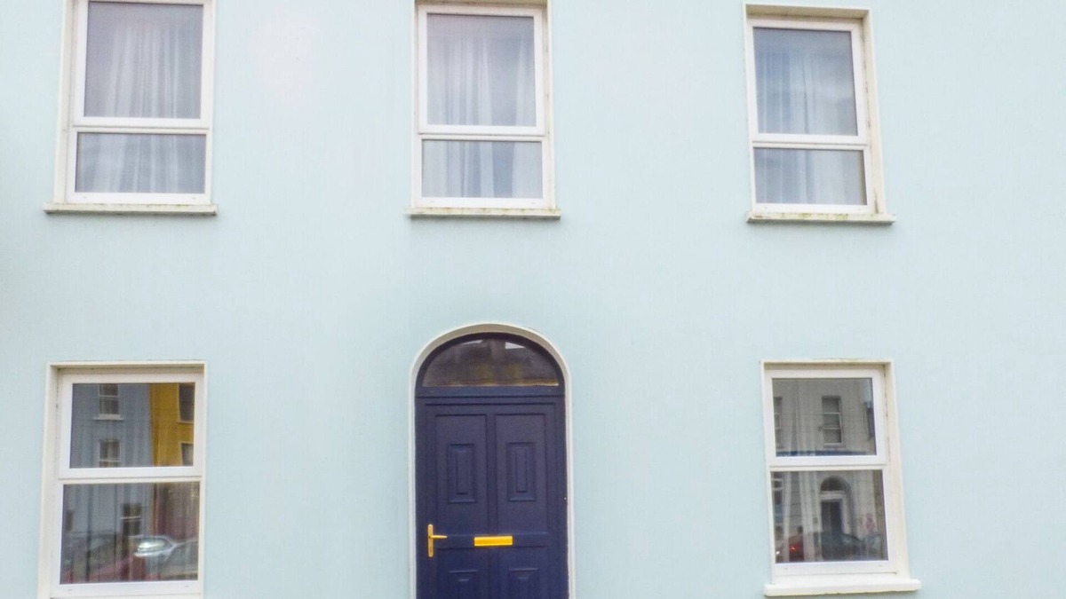 Kilrush Cottage | LUCIDA HOUSE, family friendly in Kilrush, County Clare